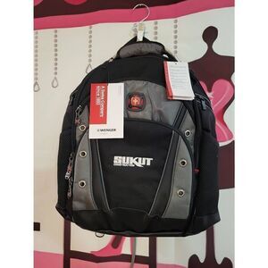 NWT Wenger Synergy swiss backpack